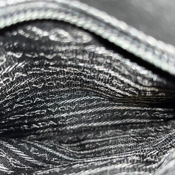 PRADA Black Vintage Croc Leather Shoulder Bag DIA298 - Picture 7 of 9